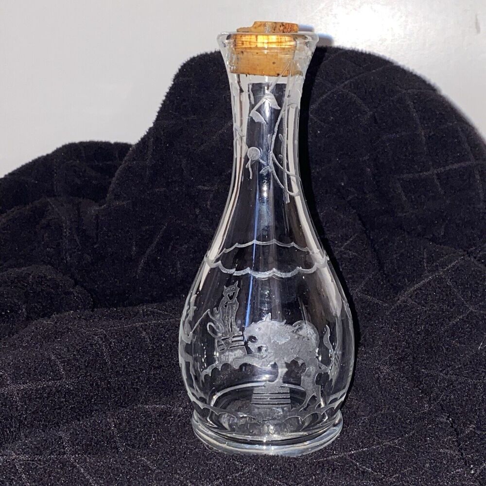Vintage Heisey Glass Bitters Bottle with Circus Etch Lion Tamer 6" tall - Picture 12 of 16